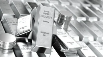 أدنى مستوى بـ22 شهرًا.. صناديق التحوط تقلص رهاناتها على الفضة بنسب قياسية